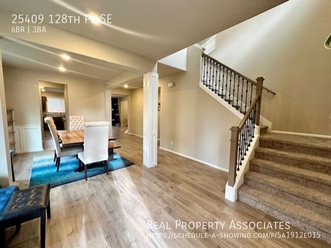 Photo - 25409 128th Pl SE