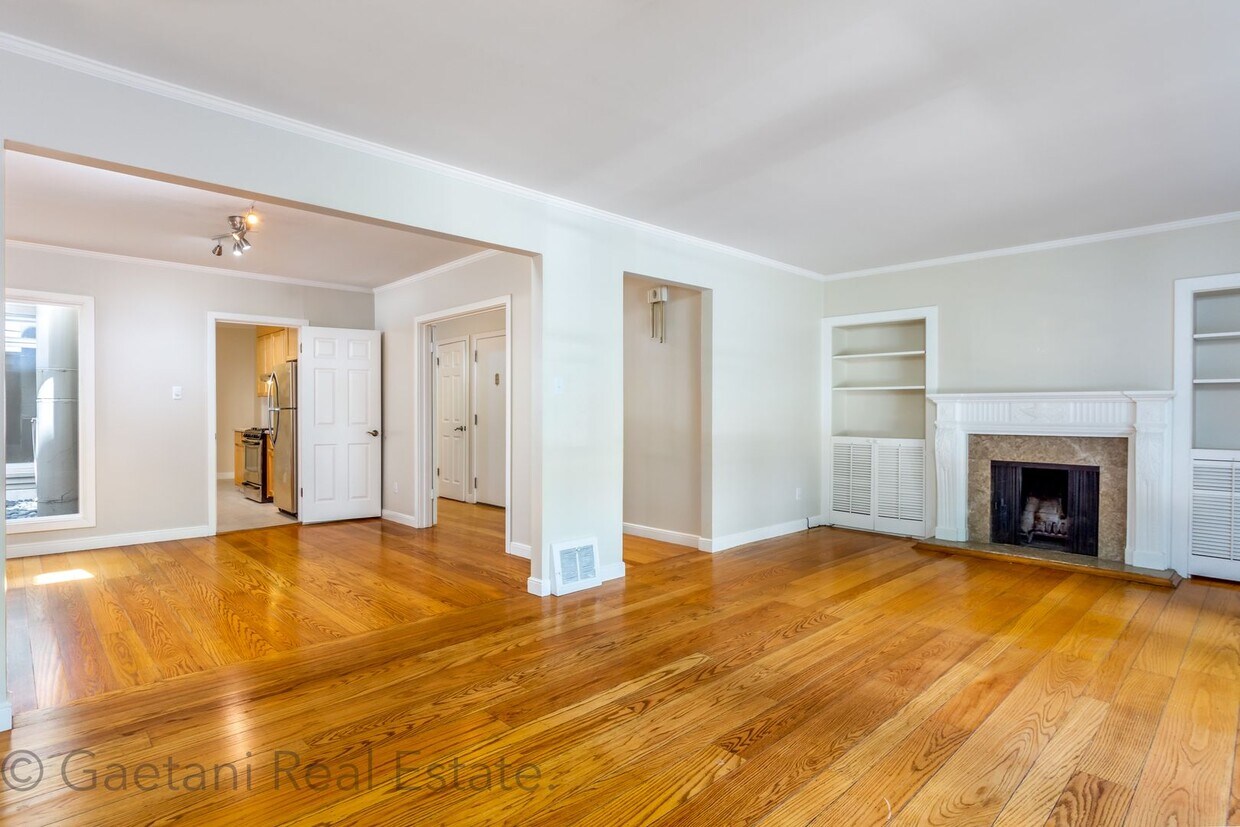 3321-3323 Broderick Street (378r) - 3321-3323 Broderick Street (378r)
