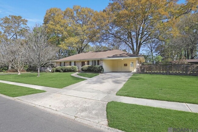 Building Photo - 7005 Whitlow Dr