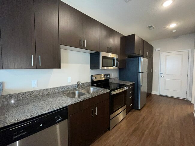 Brighton Crossing Apartments