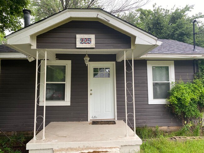 Photo - 1 bed 1 bathroom home in Shawnee