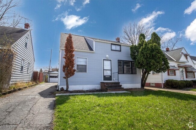 Building Photo - 19508 Fairway Ave Rental