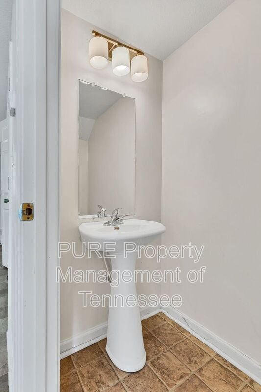 Photo - 519 Peachers Ridge Rd