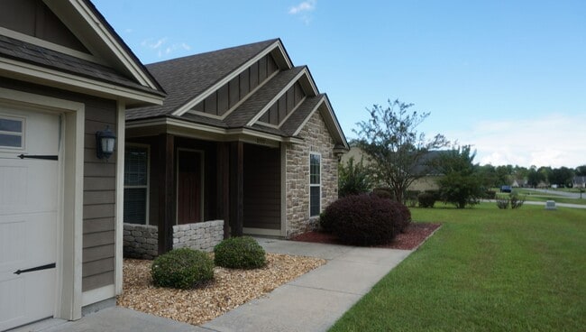 Photo - Beautiful home in Cotton Wood S/D