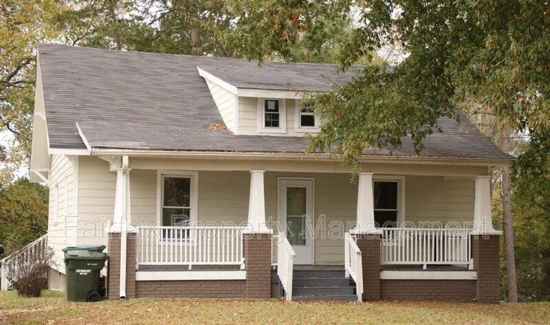 Photo - 4004 Fayetteville St