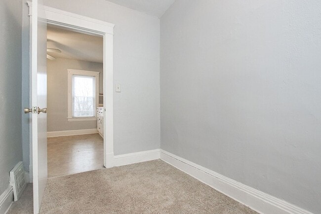 Photo - 2811 Henninger Rd Unit #3