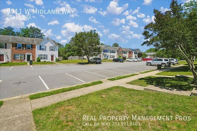 Photo - 9911 W Midland Way