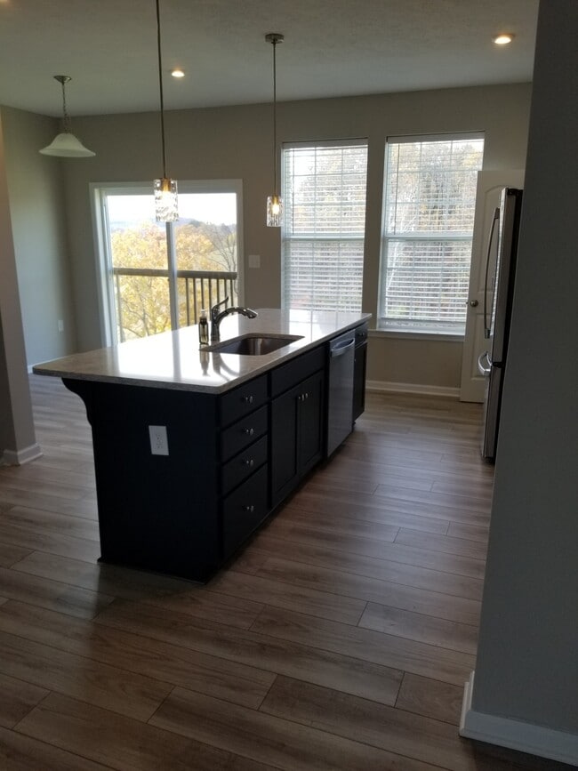 Cocina/Rincón de desayuno - 70 Dover Ct Unidad 70 Dover Court