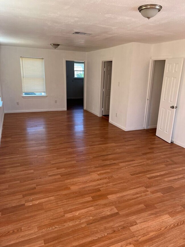 Photo - 4015 Procter St Unit 4015
