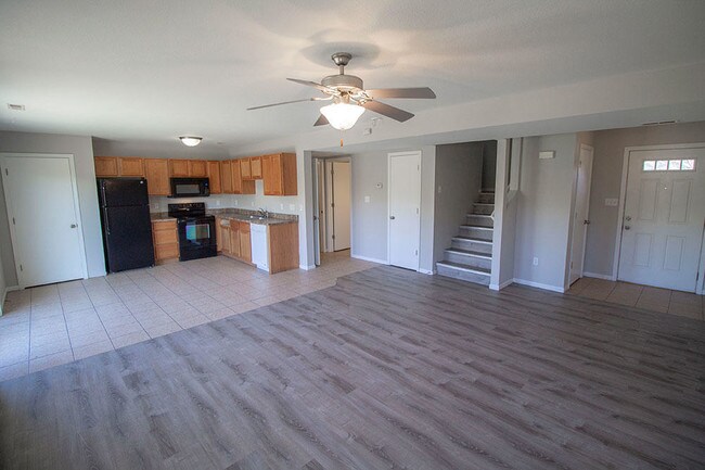 Photo - 5301 Silver Mill Dr