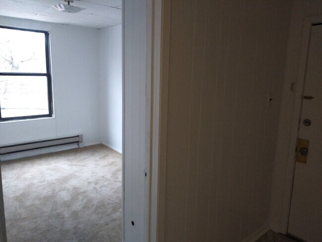 Photo - 1028 E 5th St Unit 1-2