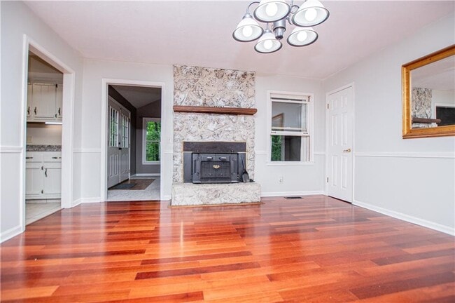 Photo - 1499 Stonington Ct