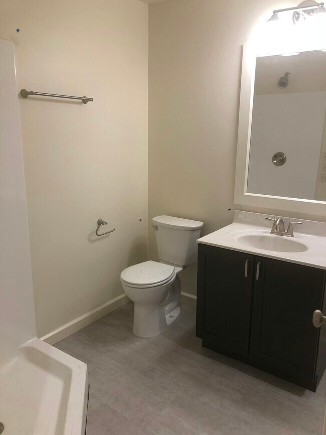 Photo - 400 S Superior St Unit Loft 202