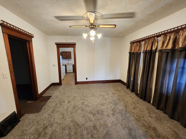 Photo - Great 2 Bedroom House in Moline