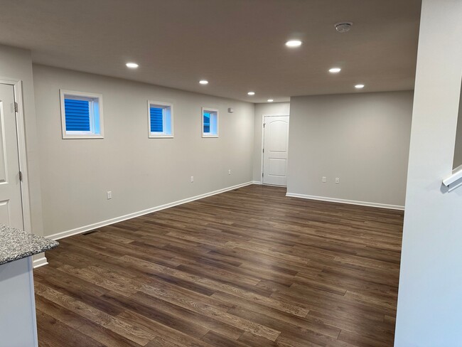 Photo - 141 Caymus Dr