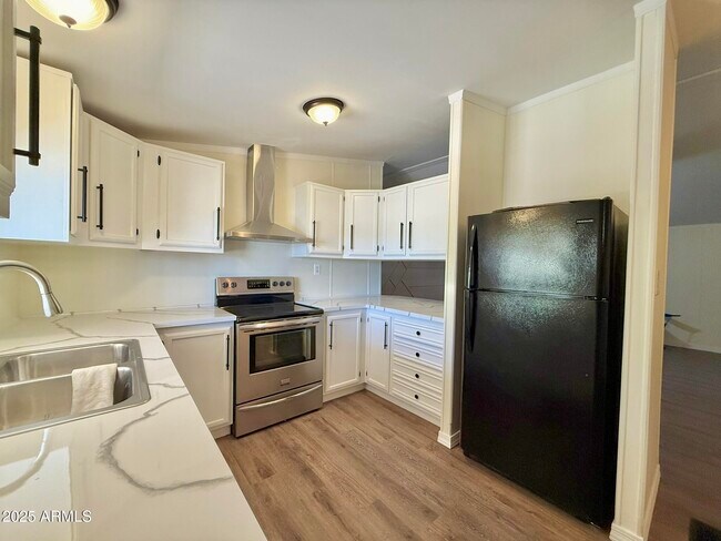 Photo - 29008 N 179th Ave
