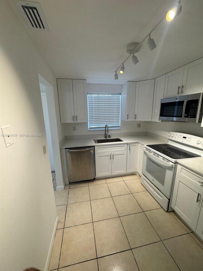 7981 S French Dr Unit 2-202