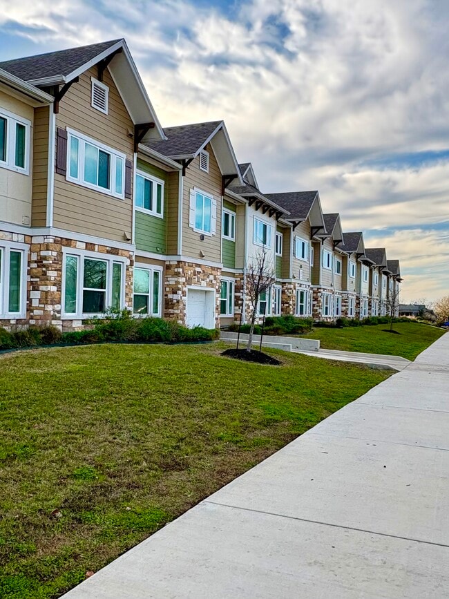 Photo - The Legacy at Piedmont - Seniors 62 and over