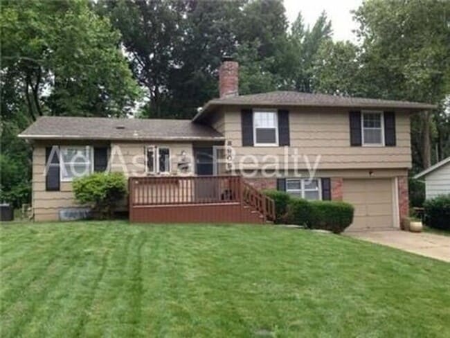 Building Photo - Beautiful North Johnson County Home-Available NOW!!