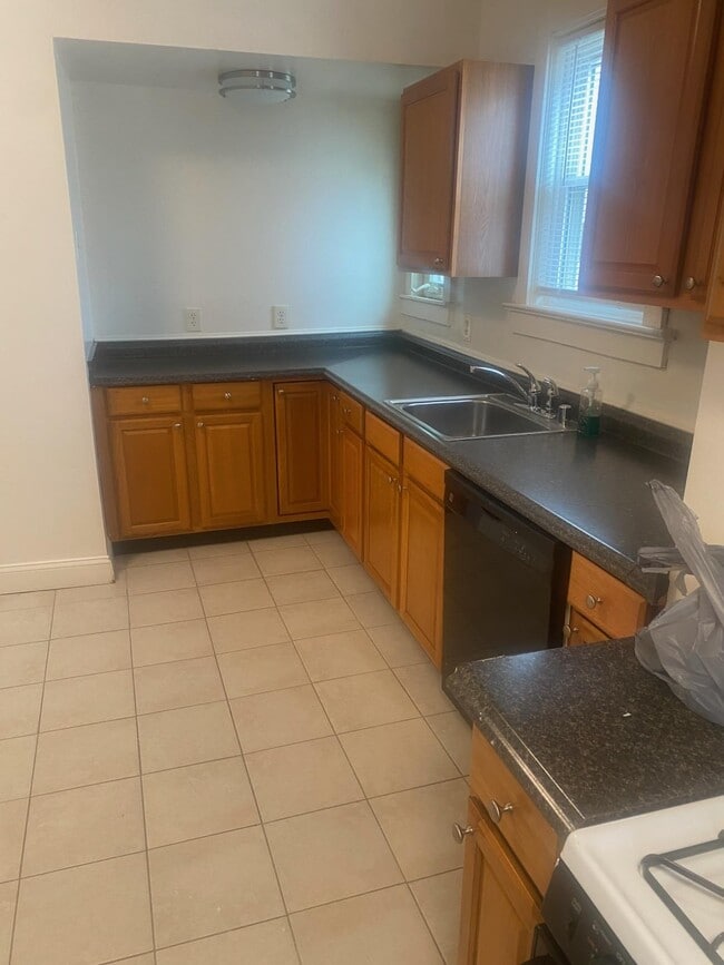 cocina - 228 Potomac Ave