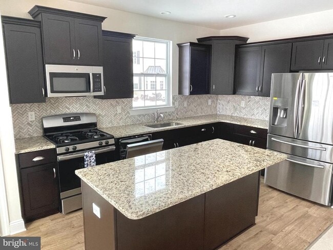 Photo - 365 W Boulder Dr