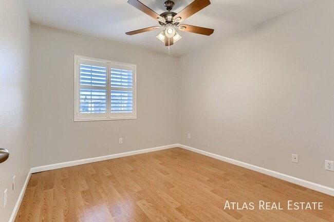 Photo - 3749 Gallowtree Ave