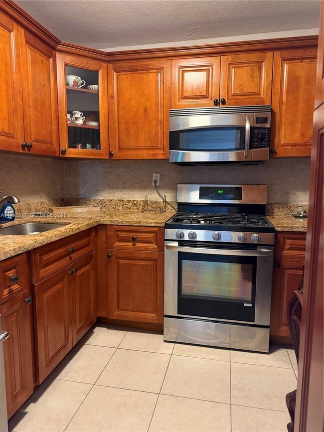 Photo - 720 Collins Ave Unit 506