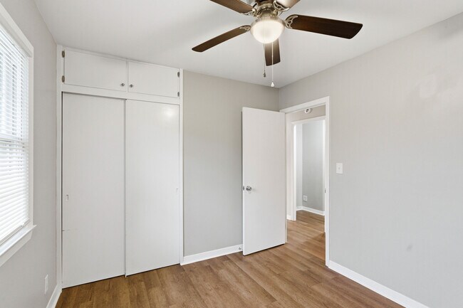 Photo - 1904 Wickham Way