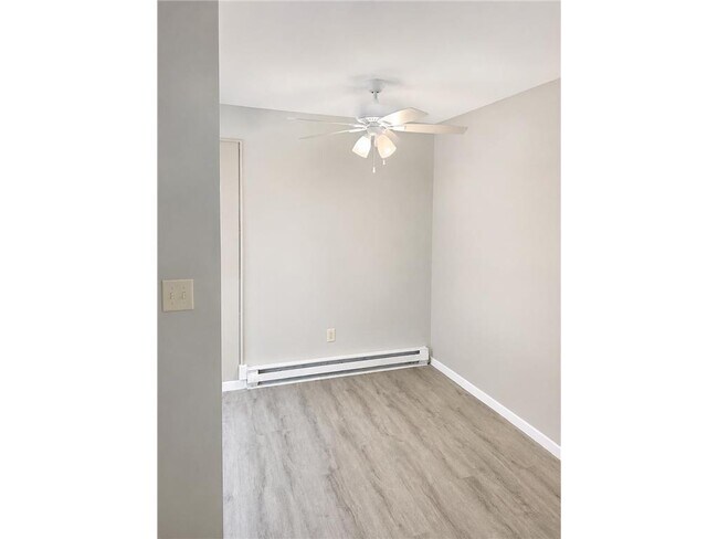 Photo - 800 Hackberry Dr Unit H-3