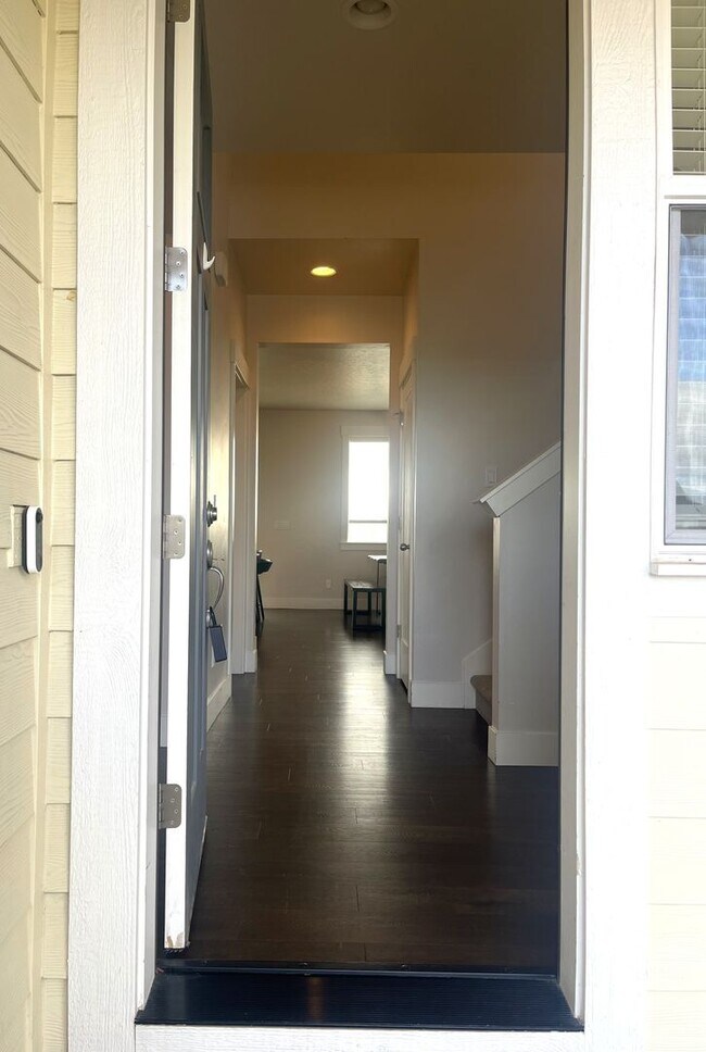 Photo - Charming 4 bed 3 bath home in Kuna just off Meridian Rd and Deer Flat Rd