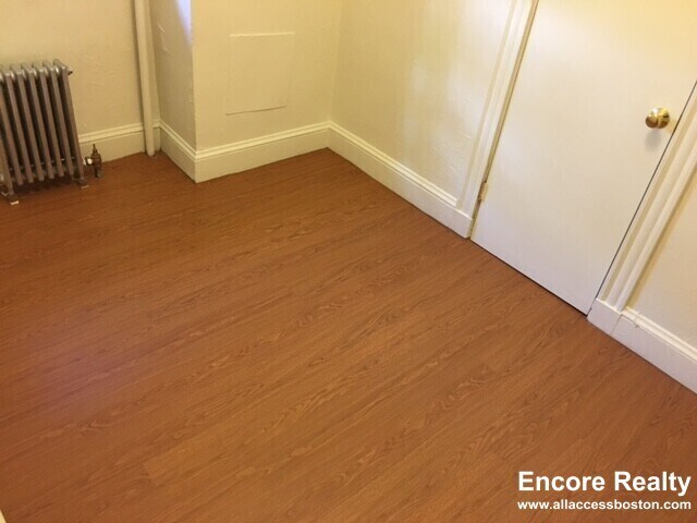 Photo - 66 Chiswick Rd Unit 6