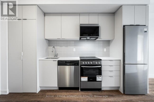 Photo - 4569 Kingston Rd Unit 209