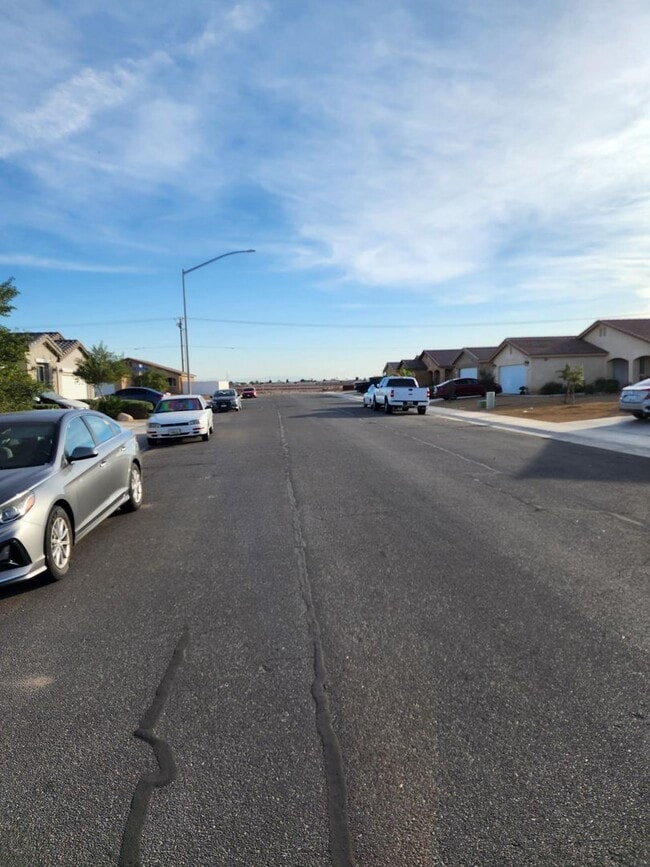 Photo - Charming 3 bed / 2 bath Home for Rent