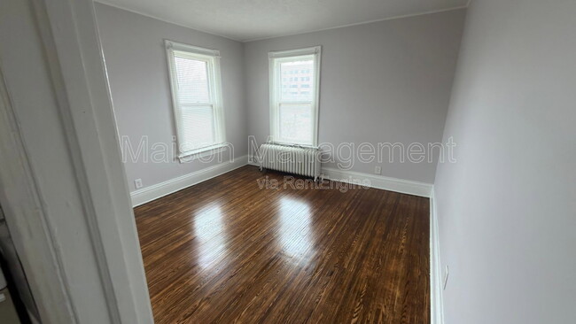 Photo - 583 Averill Ave Unit 2