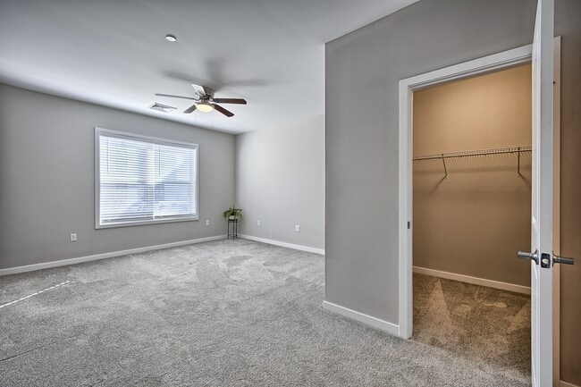 CenterPointe Apartments