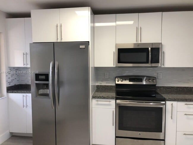 Photo - 161 Lakeview Dr Unit 204