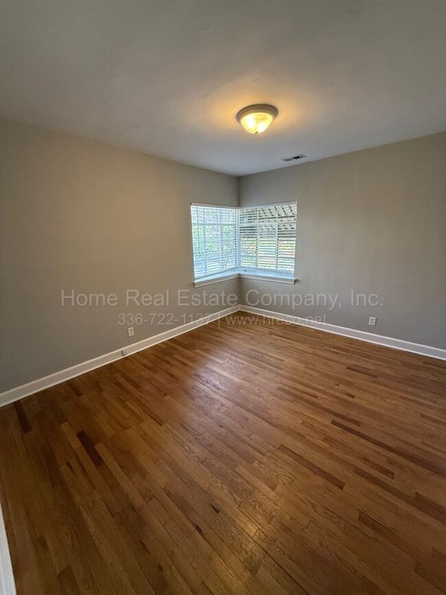 Photo - 840 Carolina Ave NW Unidad C-4