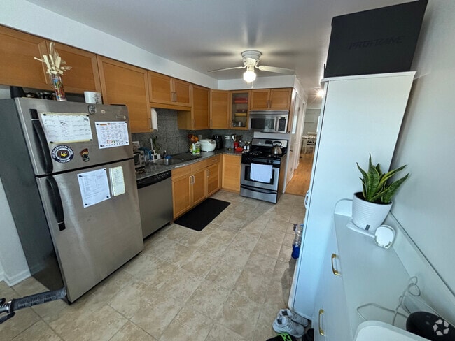 Building Photo - 286-288 8th St Rental