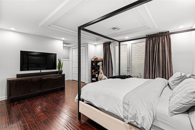 Building Photo - 2057 Troon Dr