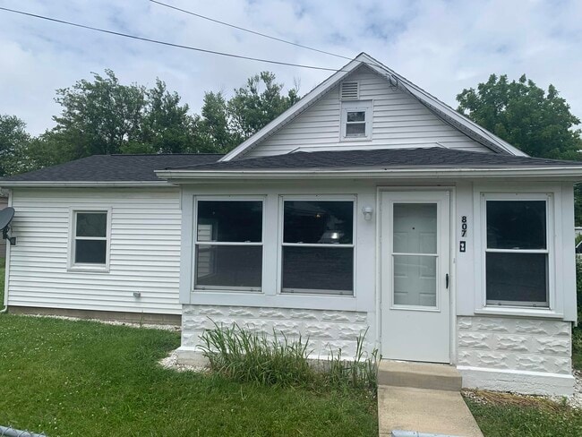 Building Photo - 807 Force Ave
