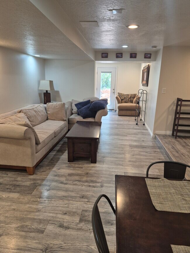 living room - 8909 Saddleback Rd Unit Bright Lower level apt