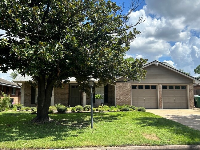 Building Photo - 5902 De Lange Ln Rental