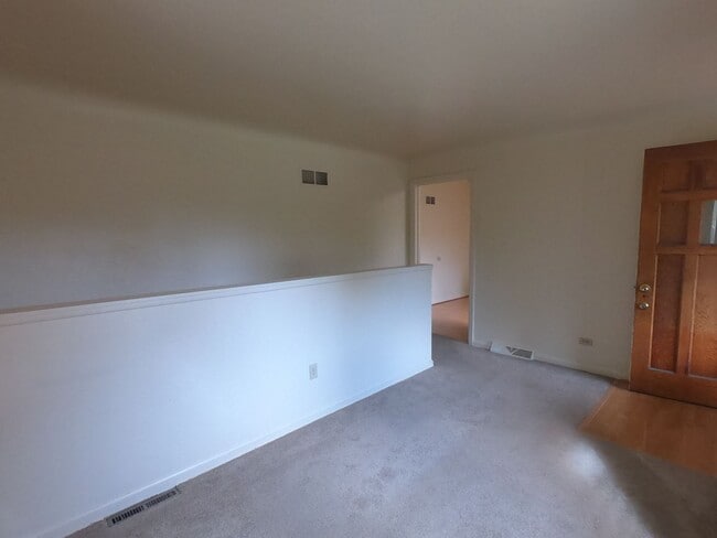 Photo - 1977-1977 Norwood Ave