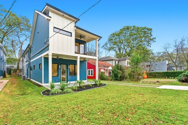 Photo - 205 Whitefoord Ave NE