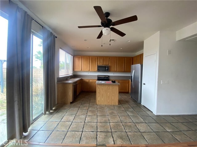 Photo - 16777 Colonial Dr