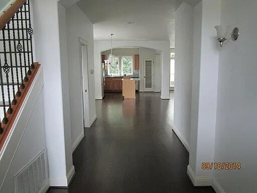 Photo - 160 NE Porto Way