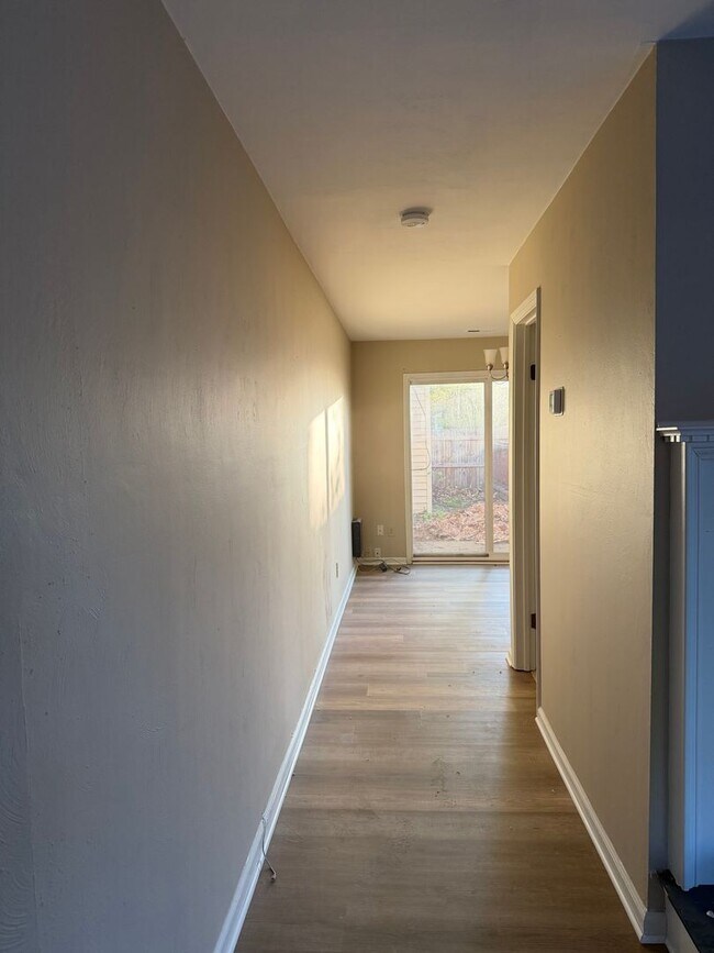 Photo - Georgetown Colony