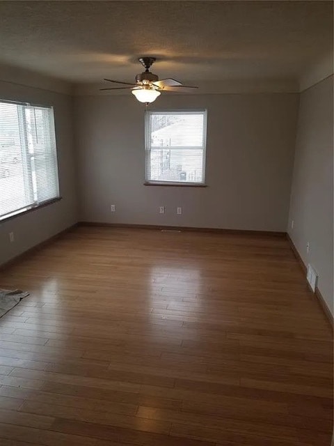 Photo - 819 G Ave NW