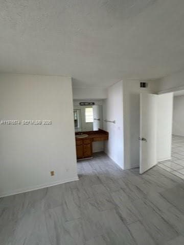 Photo - 10046 Twin Lakes Dr Unit 6-L