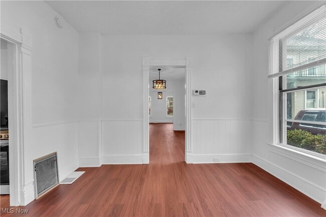 Photo - 9618 Willard Ave